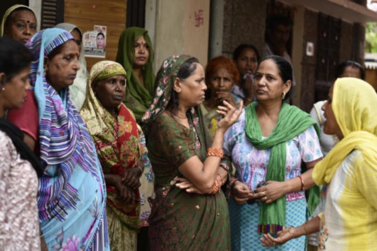 Hindistan’da Çözülemeyen Bir Garip Olay: Kadınları Bayıltıp Saçlarını Kesen Hırsızlar