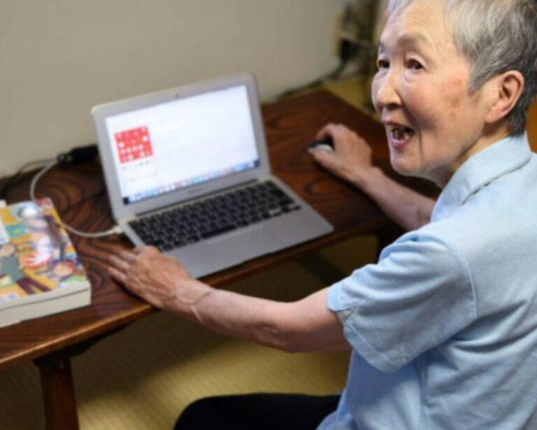 82 Yaşında Kod Öğrenip Uygulama Yazarak Apple’dan Davet Alan Kadın: Masako Wakamiya