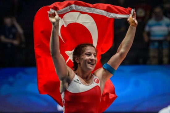 Türkiye’de Bir İlk: Dünya Şampiyonu Olan İlk Kadın Güreşçi Yasemin Adar