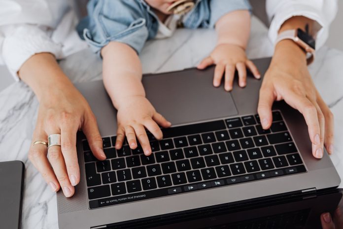 En Popüler Kadın ve Anne-Bebek Forumları: Güvenilir Bilgiye Ulaşmanın Yolları