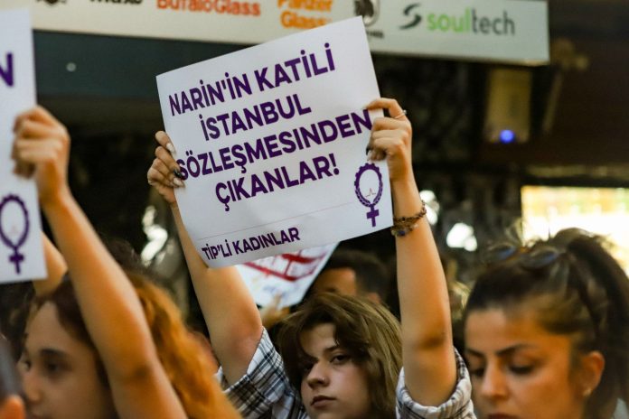 Türkiye'de Kadın Dayanışmasının Yükselen Gücü: En Aktif Platformlar