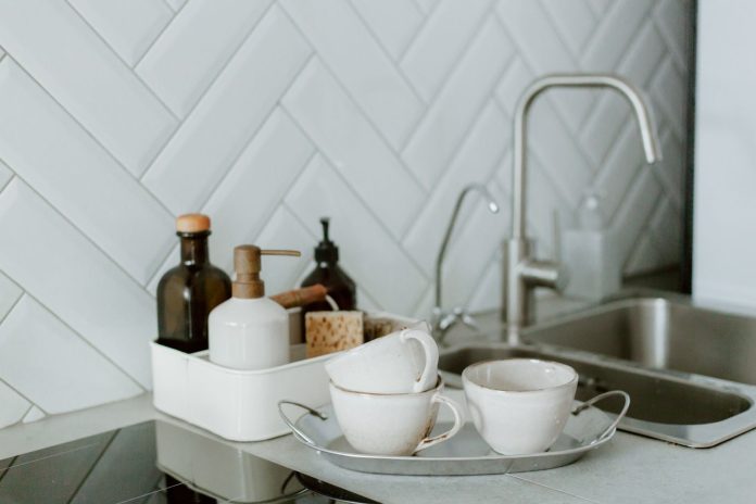 Minimalist Yaşam Tarzına Geçiş Rehberi: Sadeleşerek Huzur Bulun