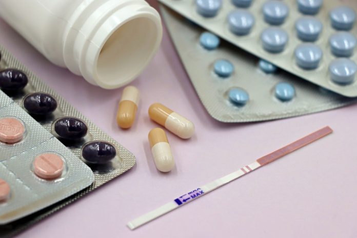 Adet Döngüsü ve Hormonlar: Kadın Sağlığına Etkileri ve Yönetim Yolları