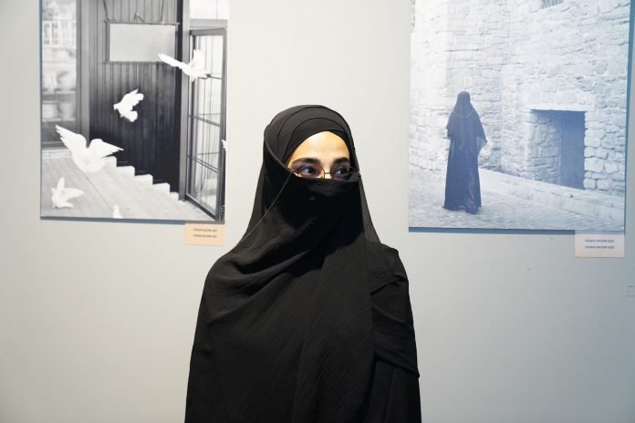 Kültürel Etkinlikler ve Sanat Galerileri: Kadın Ruhuna Dokunan Eşsiz Deneyimler