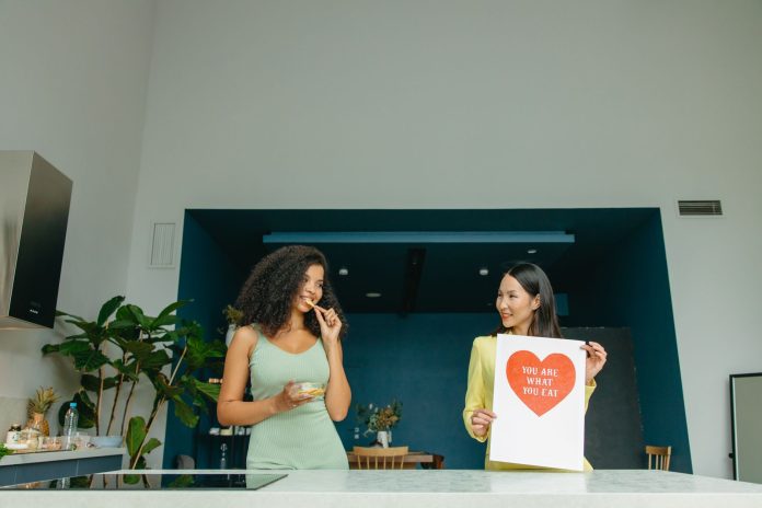 Sağlıklı Beslenme ve Diyet Trendleri: Kadınların İdeal Kilosuna Ulaşma ve Koruma Yöntemleri