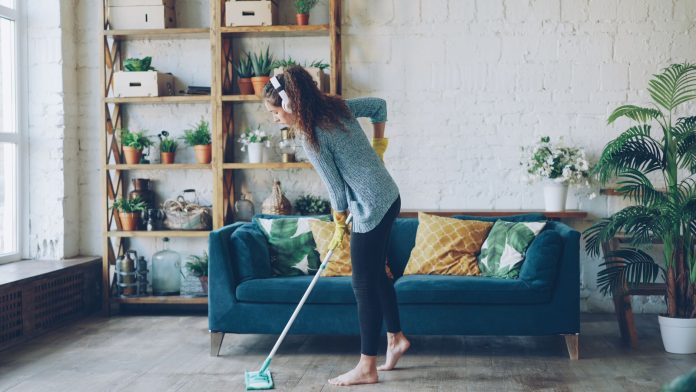 Minimalist Yaşam Tarzı Kadınlar İçin: Daha Az Eşya, Daha Çok Huzur ve Özgürlük