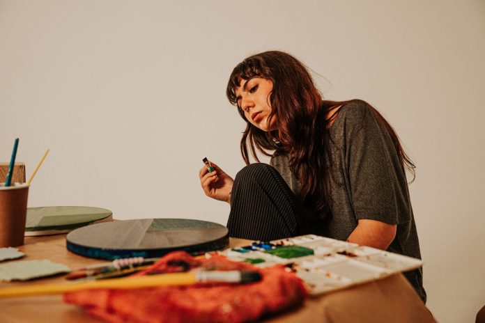 Sanat ve Terapi: Kadınların Ruh Sağlığına Yaratıcı Katkıları ve İfade Yolları